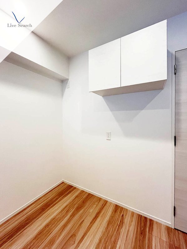 写真は同型タイプ Hakata Station South その他15