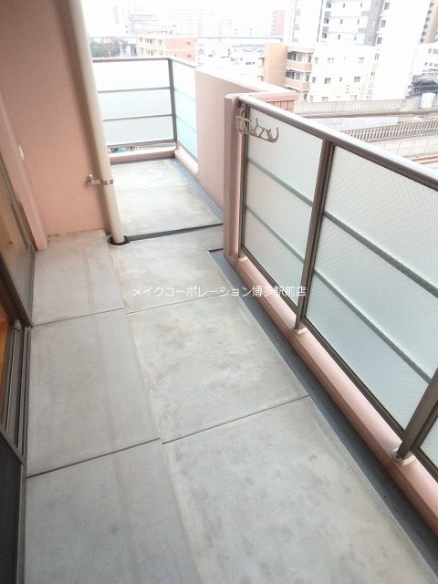 スカイシャトレ箱崎南 ベランダ