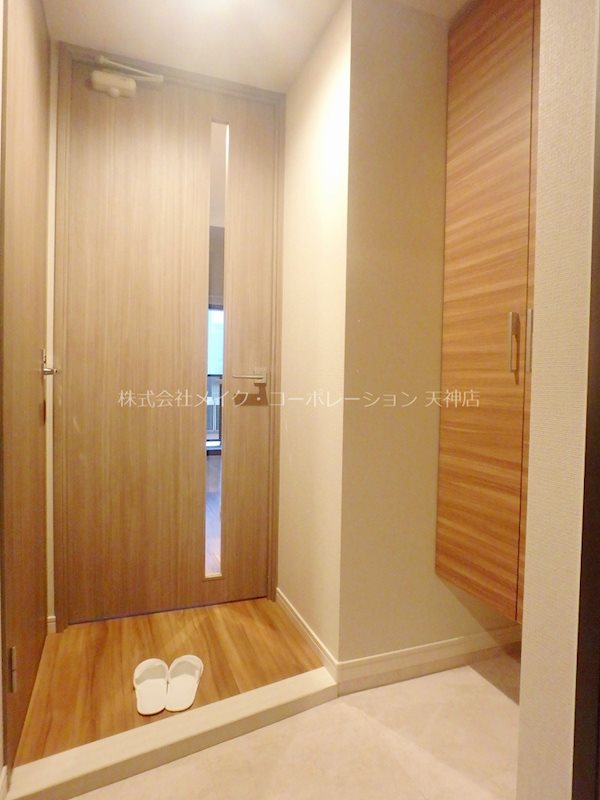 ドゥーエ赤坂 玄関