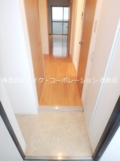 ウィンビー小田部 玄関