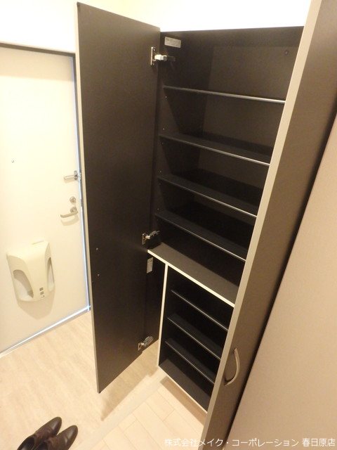 プロムナード 玄関