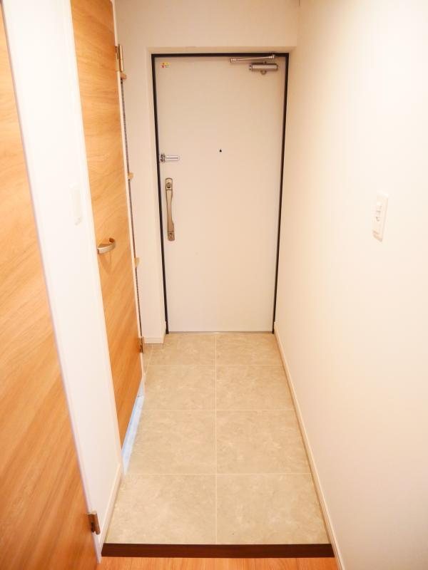 グランヒルズ学園通り 玄関