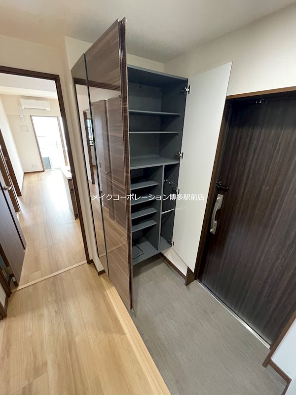 プライマル福岡平尾 玄関