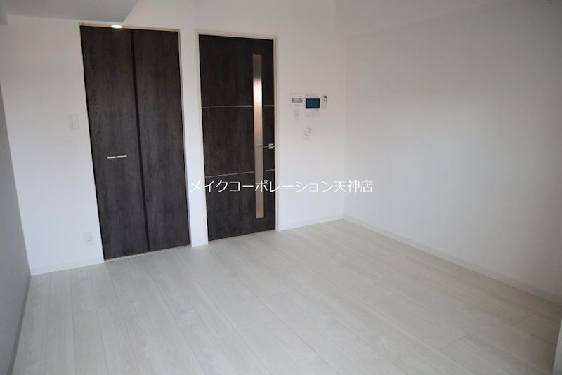 ドゥバーグ渡辺通 その他12