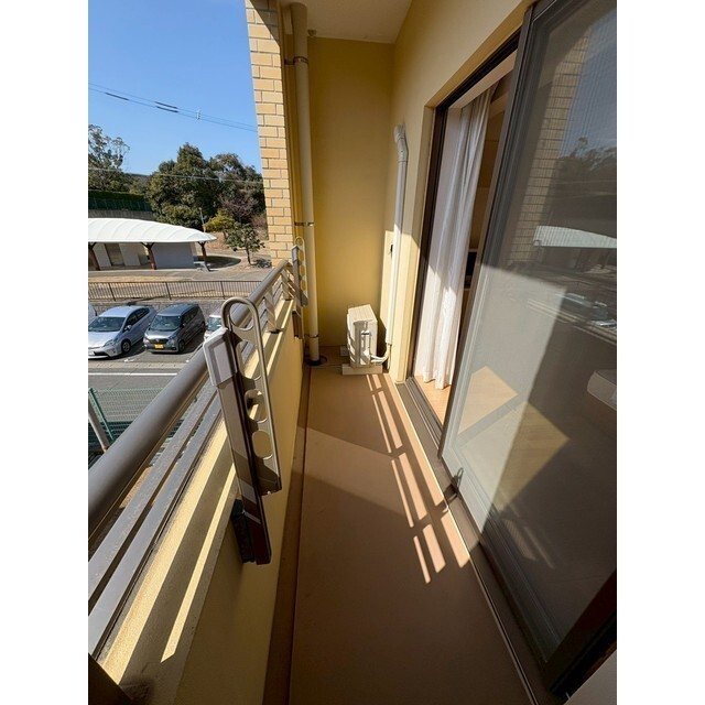 アシュラン アパルト Ⅰ ベランダ