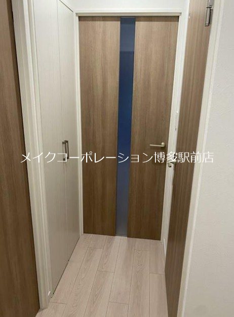 玄関 第3シャトー高宮 玄関