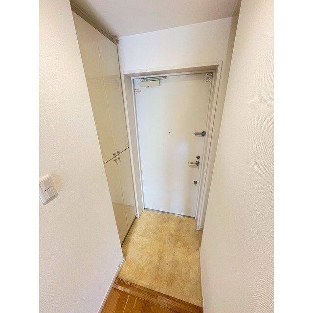 アシュラン アパルト Ⅱ 玄関