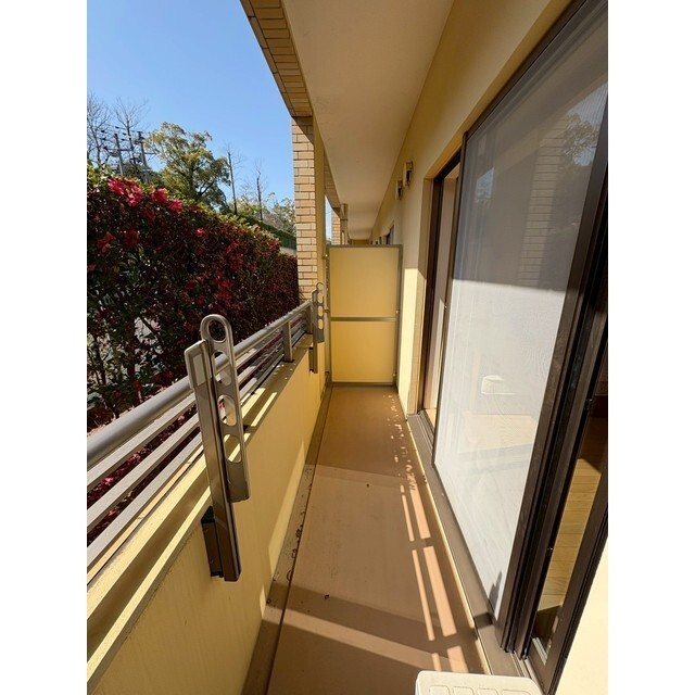 アシュラン アパルト Ⅱ ベランダ