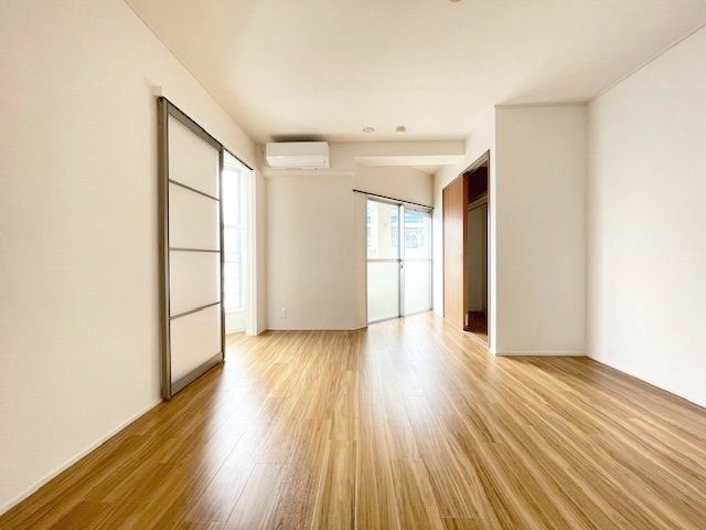 アベニュー井上ビル ベッドルーム