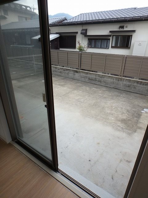 サンライフ・リラ ベランダ