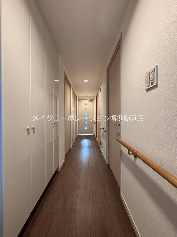 アプローズ薬院デュオウエスト 玄関