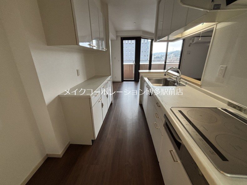 アプローズ薬院デュオウエスト キッチン