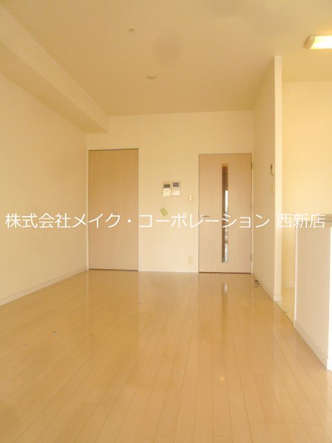 ラクレイス西新  ベッドルーム