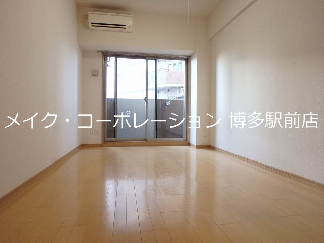 エステムコート博多駅前アヴェール ベッドルーム