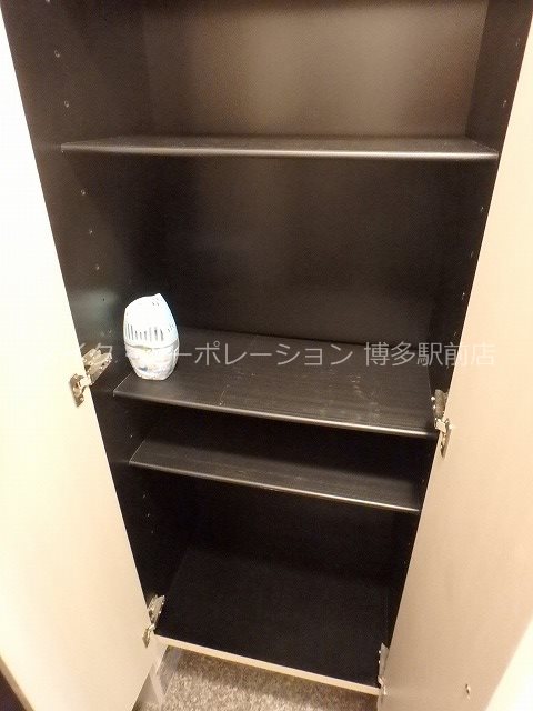 ※入居中の為別部屋写真使用現状優先 エムティースクエア吉塚駅前 玄関