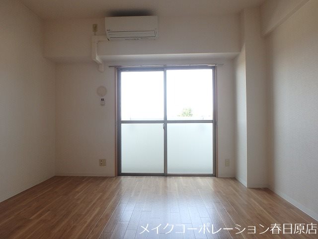 写真は同型タイプ プリエール ベッドルーム