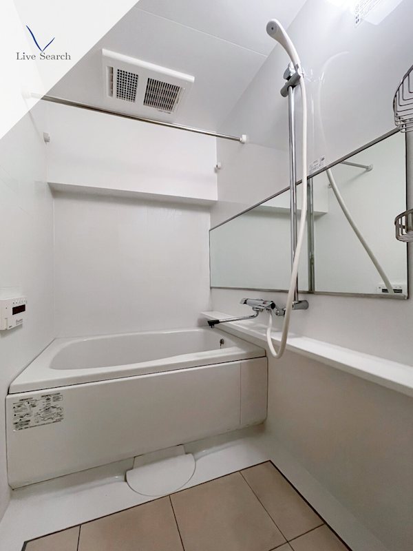 写真は同型タイプ サニーガーデン 風呂画像