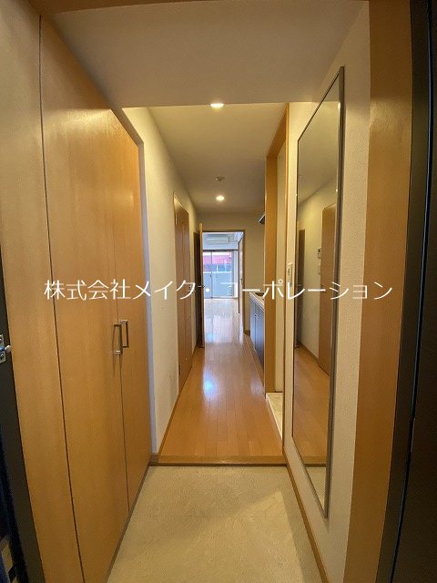 玄関 ドミール西新~ネット無料~ 玄関