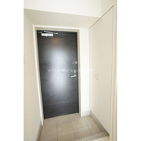 エンクレスト平尾Ⅱ 玄関