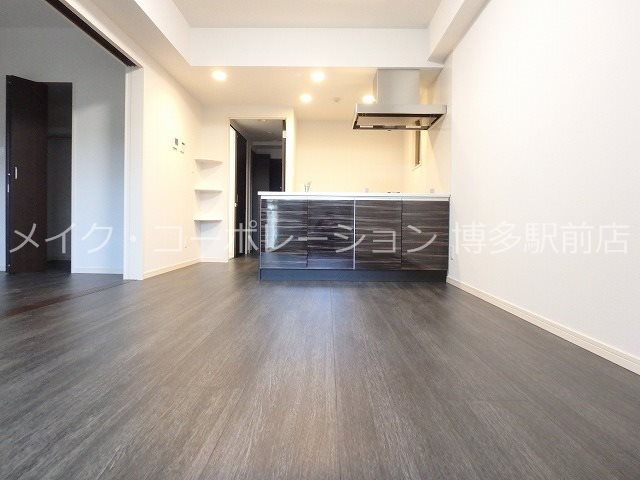 Renoas HAKATA  リビング