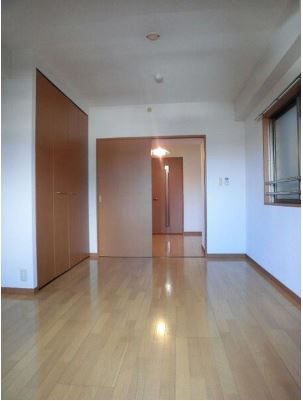 フローレス東比恵  ベッドルーム