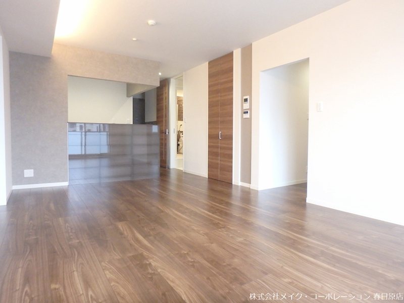 写真は同型タイプ クロシェット アーブル リビング