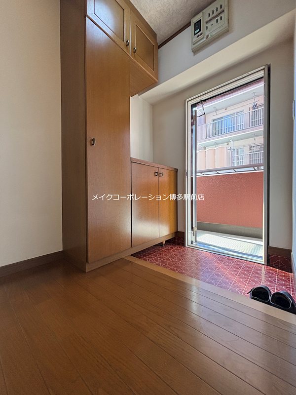 グランピア博多東 玄関