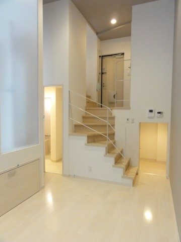 CB室見マリナ 玄関