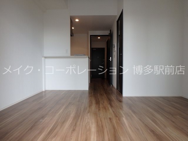 トラストレジデンス博多駅南 リビング