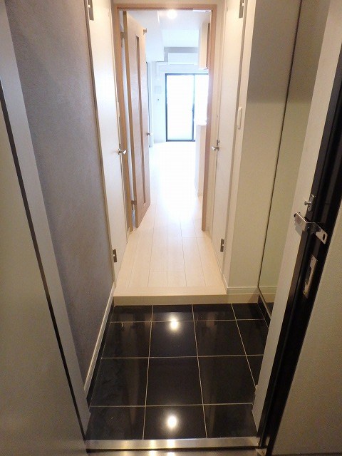 ラクラス呉服町 玄関