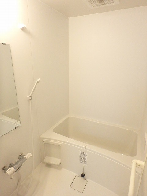 ラクラス呉服町 風呂画像