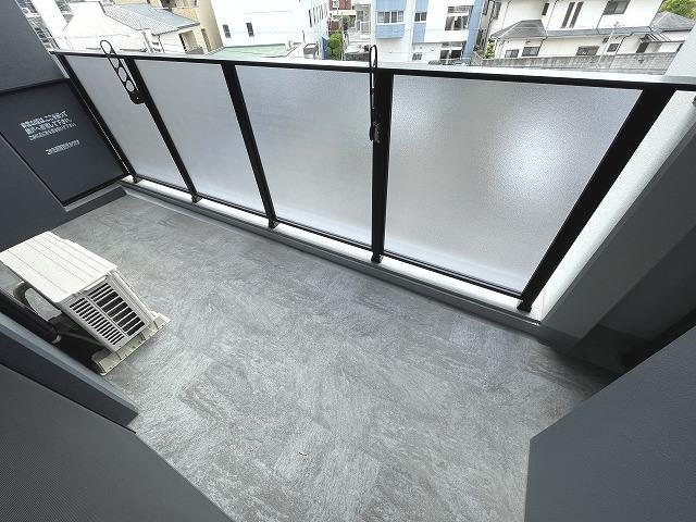 RJRプレシア百年橋 ベランダ