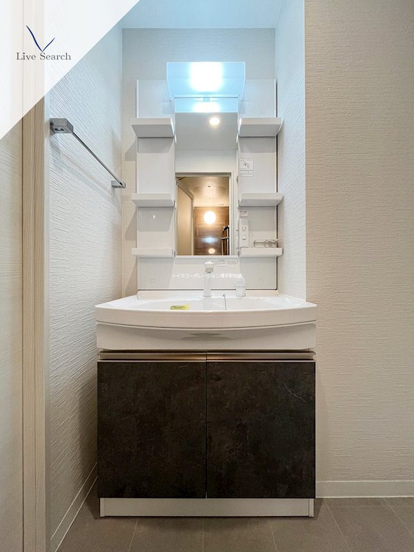 洗面所 MODERN PALAZZO 博多駅南AXIA その他1