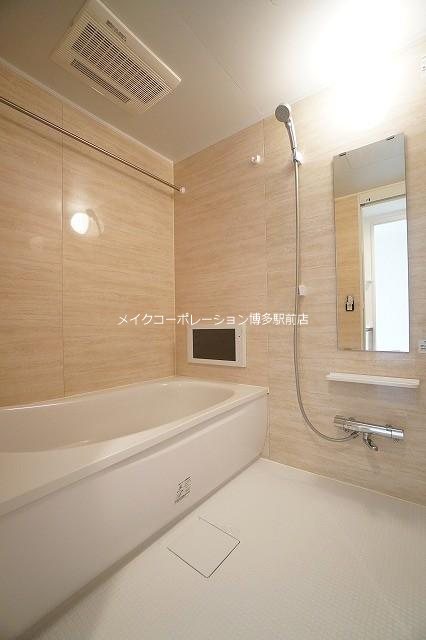 バス MODERN PALAZZO 天神南II 風呂画像