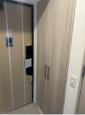 ※入居中の為別部屋写真使用現状優先 LANDIC BAY FIELD 玄関