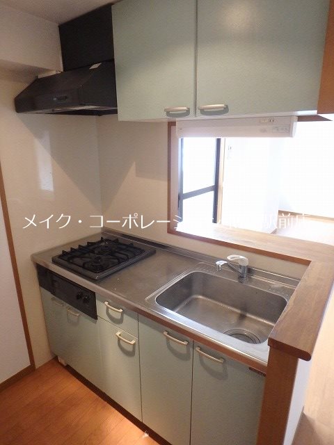 ヴォーヌンク博多駅東 キッチン