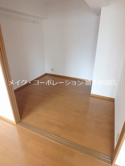 ヴォーヌンク博多駅東 ベッドルーム