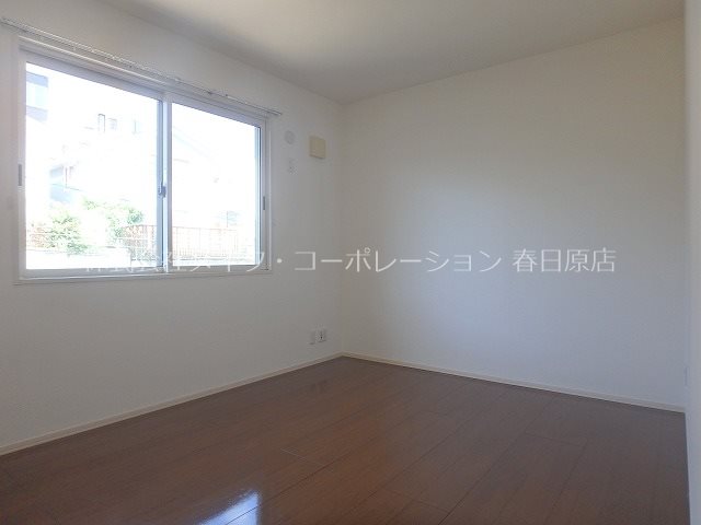 ロイヤルエコガーデン多賀 ベッドルーム