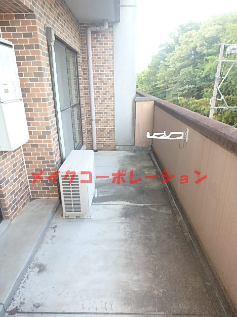 ニッセイ・ディーセント小笹 ベランダ