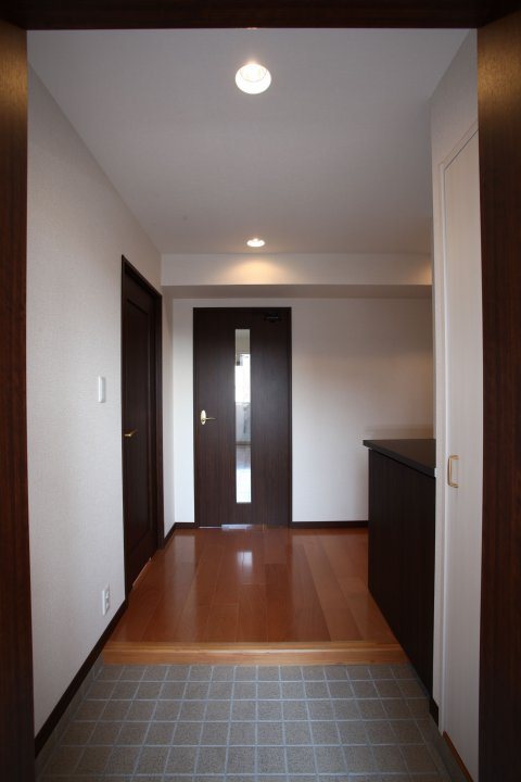 ピエールボレ室見 玄関