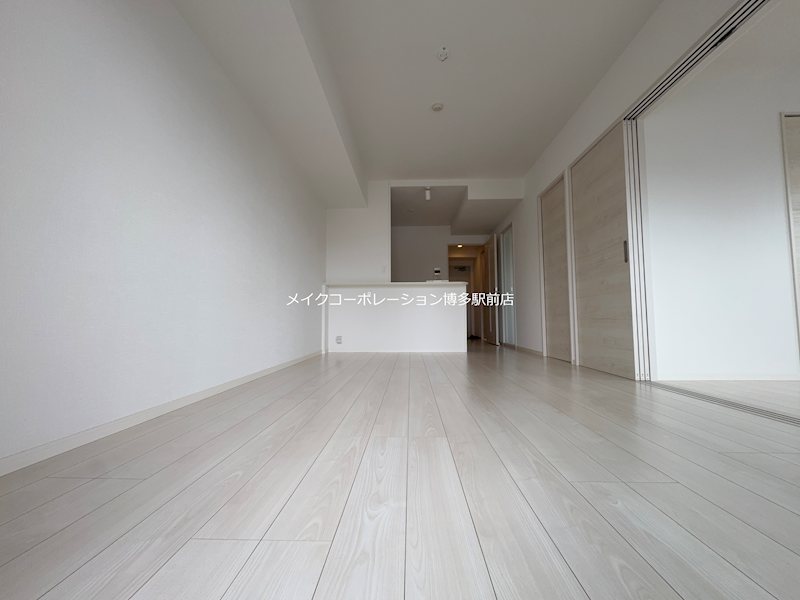 ラフレシーサ博多駅南Ⅴ リビング