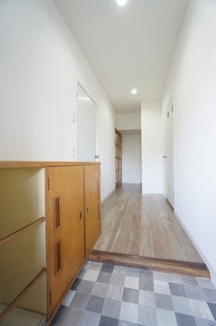 ボーン平尾 玄関