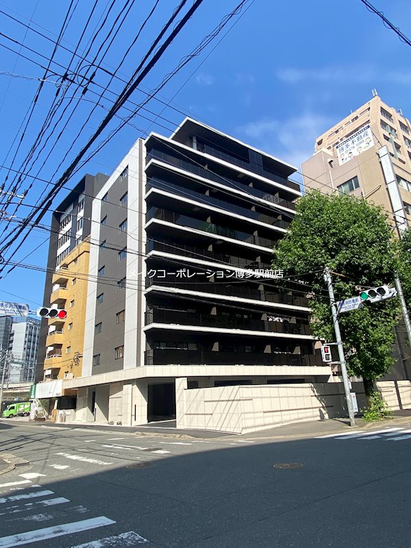 テトラッド 外観