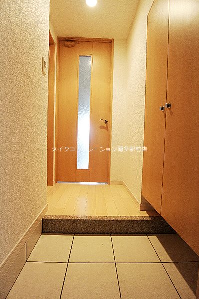 アトラスアルファーノ箱崎 玄関