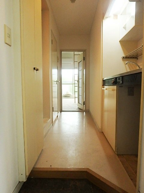 パークハイツ輝国 玄関