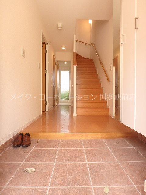 アルデ板付 玄関