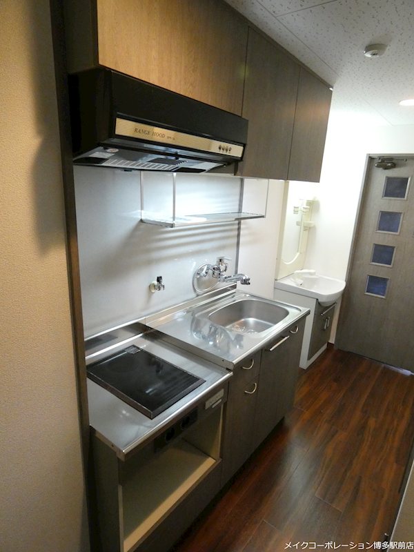 ロイヤル呉服 キッチン