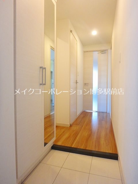 プランドール高砂 玄関