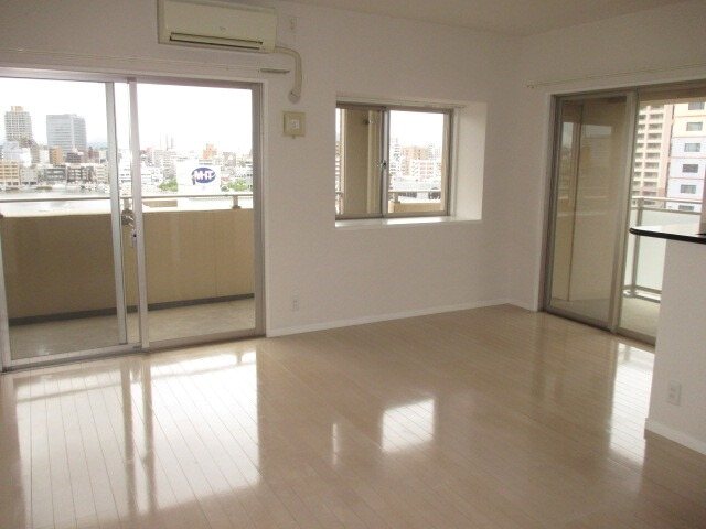 玄関 KDXレジデンス西公園 玄関