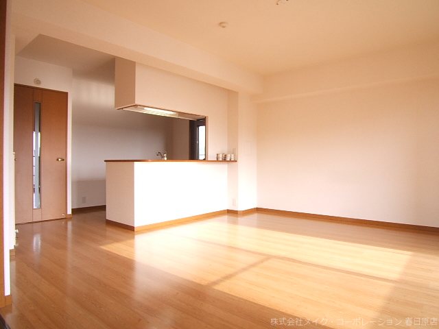 写真は同型タイプ サンライトキャッスル リビング